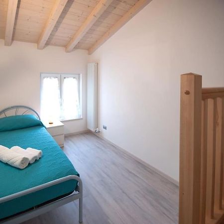 Appartamento Casa Gemma - Big Family House With Free Parking San Giovanni Lupatoto Esterno foto