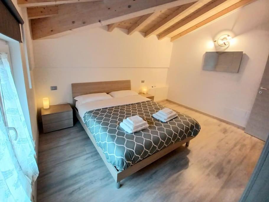 Appartamento Casa Gemma - Big Family House With Free Parking San Giovanni Lupatoto Esterno foto
