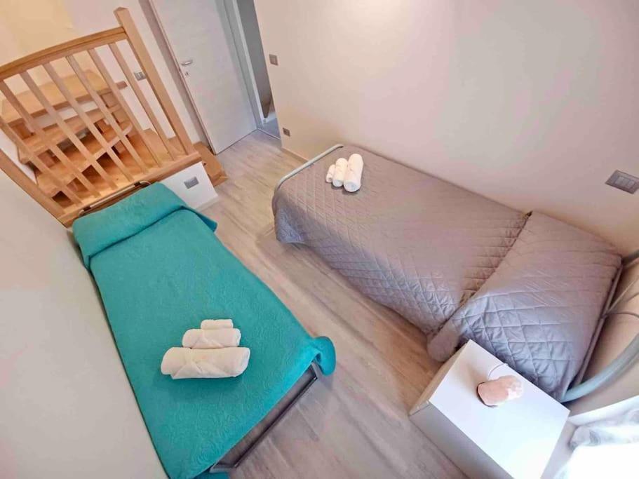 Appartamento Casa Gemma - Big Family House With Free Parking San Giovanni Lupatoto Esterno foto